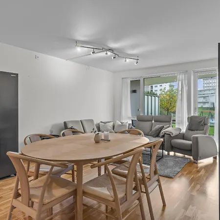 Convenient With Easy Transport Connections * Bergen