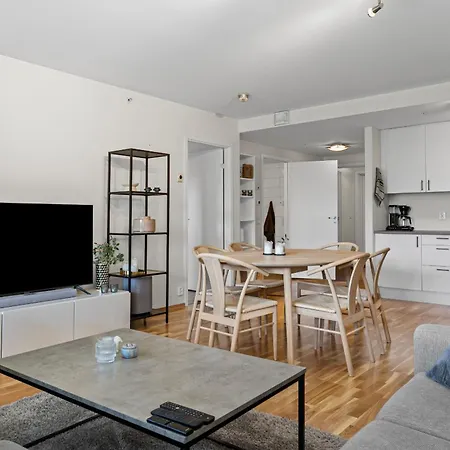 Convenient With Easy Transport Connections Apartmán *