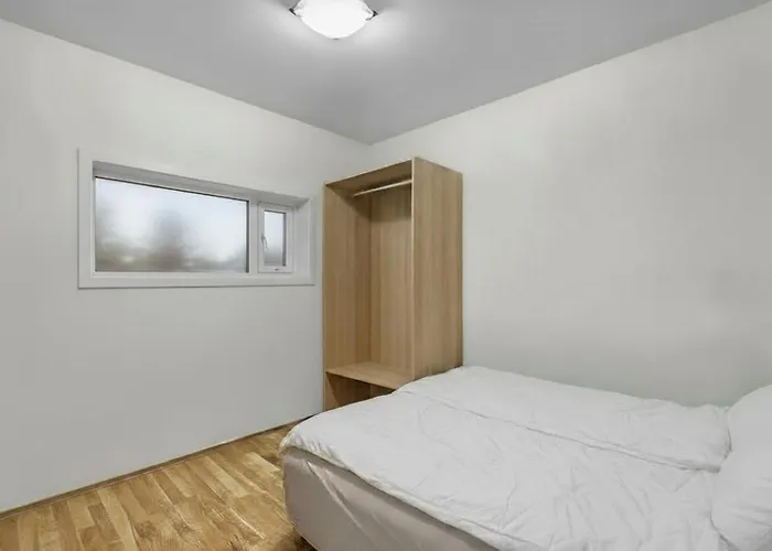 Convenient With Easy Transport Connections Апартаменты